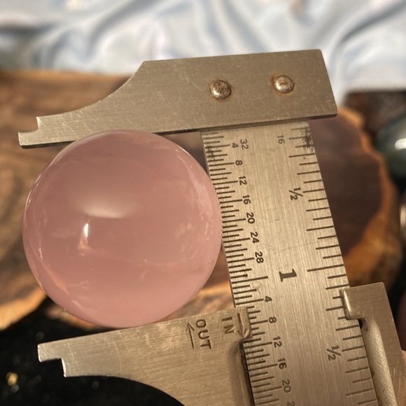 Grade A Gemmy Star Rose Quartz Mini Sphere With Rainbows - Picture 4 of 9